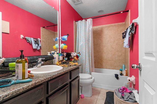 7060 TOWNE LAKE ROAD, Riverview, FL 33578