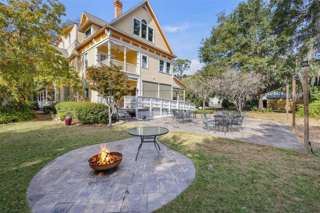 221 SE 7TH STREET, Gainesville, FL 32601