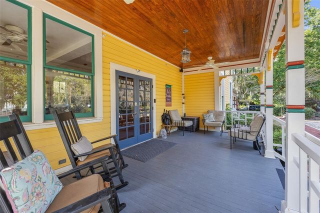 221 SE 7TH STREET, Gainesville, FL 32601