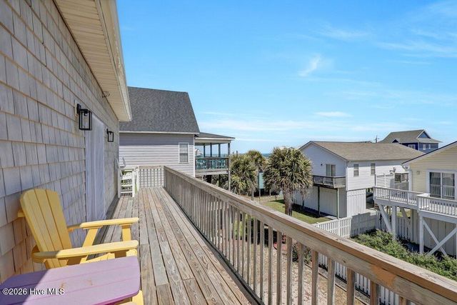 2416 Island Drive, Sneads Ferry, NC 28460