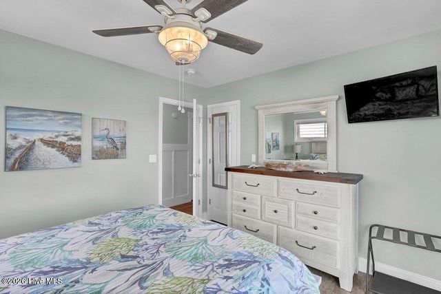 2416 Island Drive, Sneads Ferry, NC 28460