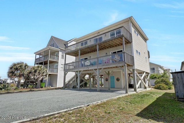 2416 Island Drive, Sneads Ferry, NC 28460