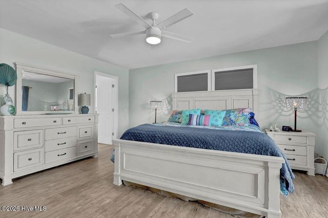 2416 Island Drive, Sneads Ferry, NC 28460