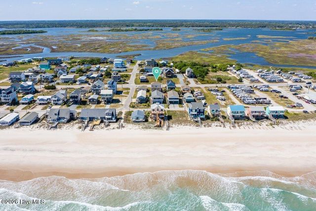 2416 Island Drive, Sneads Ferry, NC 28460