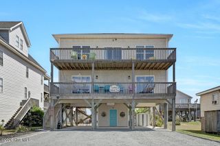 2416 Island Drive, Sneads Ferry, NC 28460