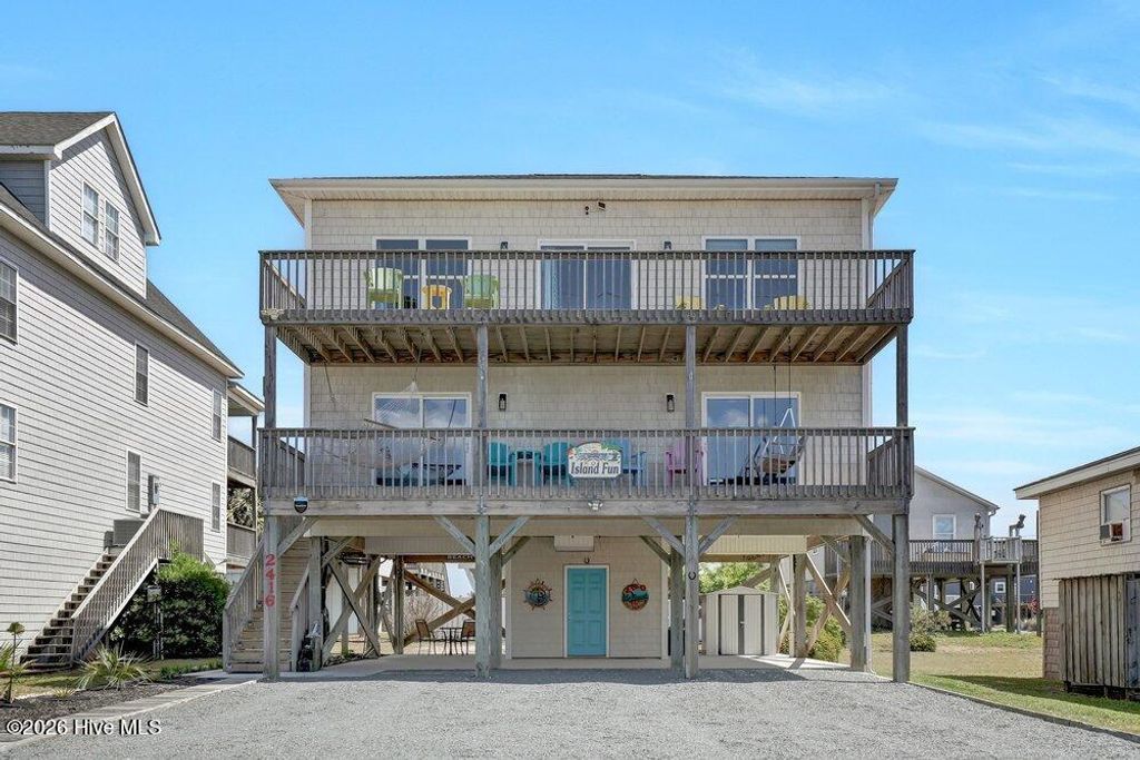 2416 Island Drive, Sneads Ferry, NC 28460