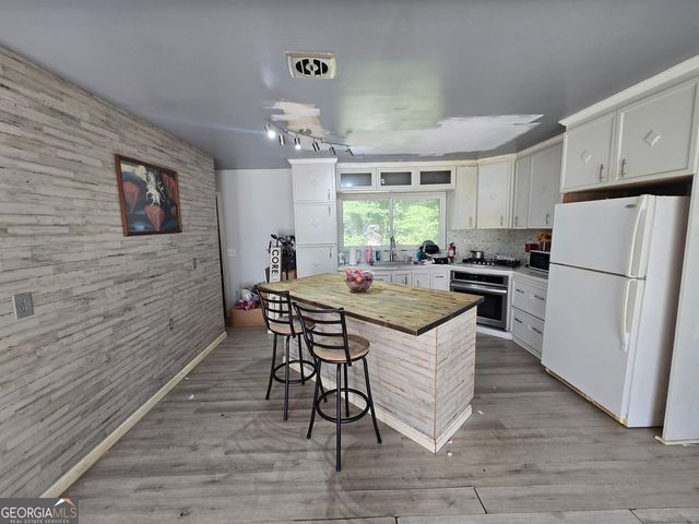 4081 Pilgrim Place, Austell, GA 30106