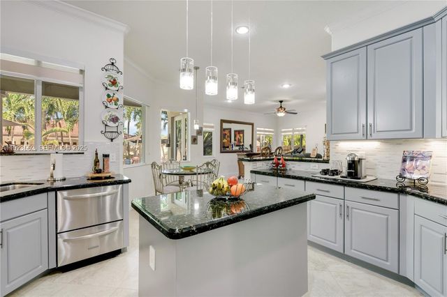 13163 SW 191st Ter, Miami, FL 33177