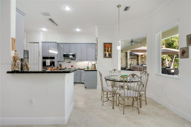 13163 SW 191st Ter, Miami, FL 33177