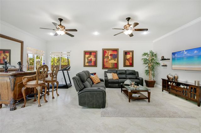 13163 SW 191st Ter, Miami, FL 33177