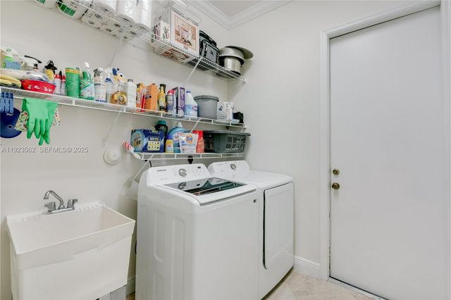 13163 SW 191st Ter, Miami, FL 33177