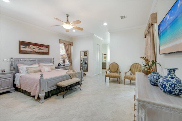 13163 SW 191st Ter, Miami, FL 33177