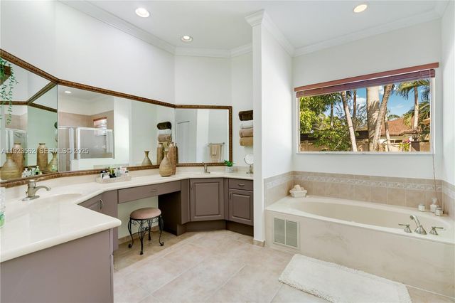 13163 SW 191st Ter, Miami, FL 33177