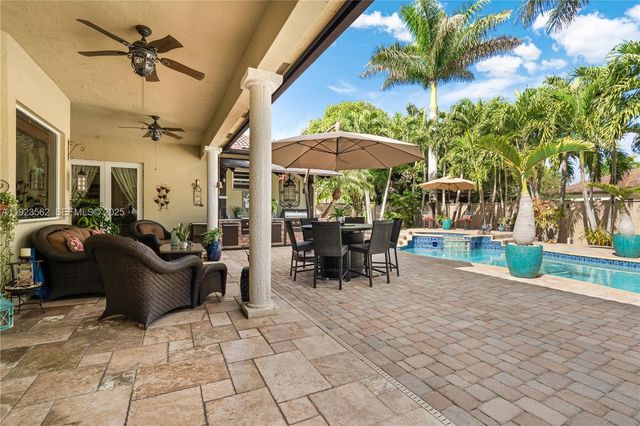 13163 SW 191st Ter, Miami, FL 33177