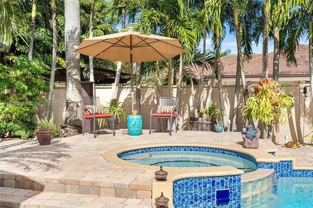 13163 SW 191st Ter, Miami, FL 33177