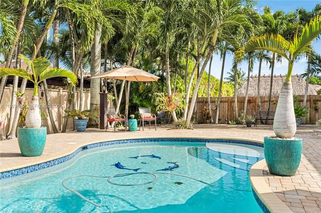 13163 SW 191st Ter, Miami, FL 33177