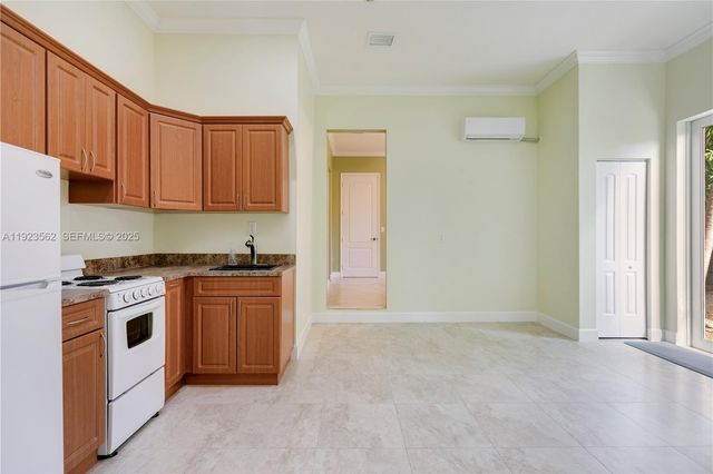 13163 SW 191st Ter, Miami, FL 33177