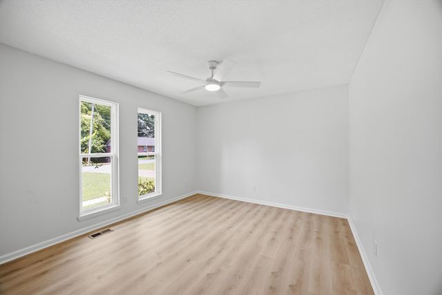 8804 Point South Lane, Chattanooga, TN 37421
