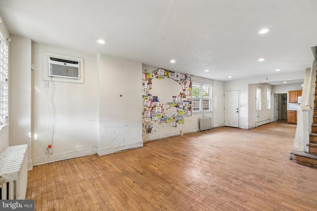 2110 W CHEW AVE, Philadelphia, PA 19138