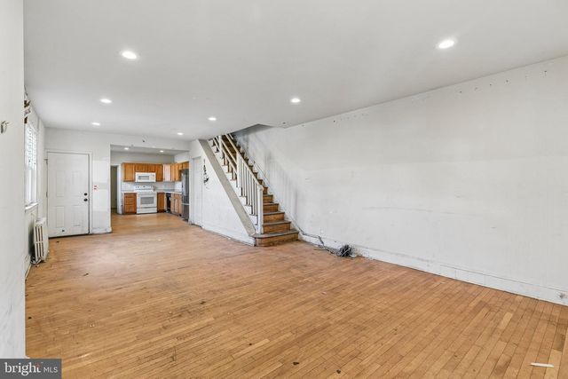 2110 W CHEW AVE, Philadelphia, PA 19138