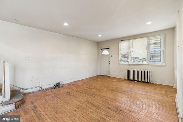 2110 W CHEW AVE, Philadelphia, PA 19138