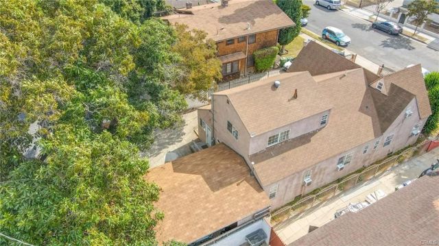 1115 W 41st Street, Los Angeles, CA 90037