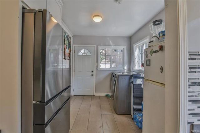 1115 W 41st Street, Los Angeles, CA 90037