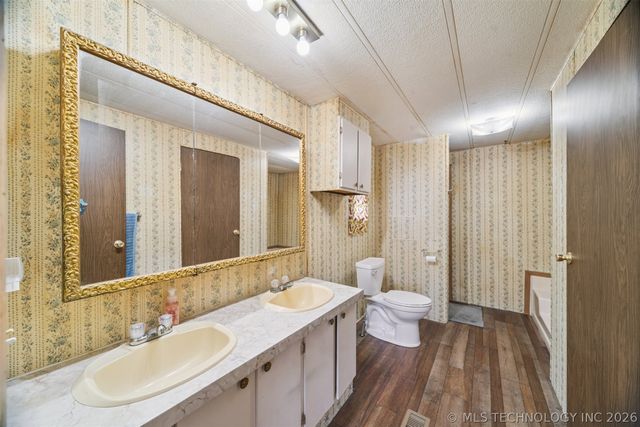 358126 E 5400 Road, Jennings, OK 74038