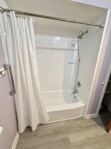 7040 Lou Mac Drive, Clayton Charter Township, MI 48473