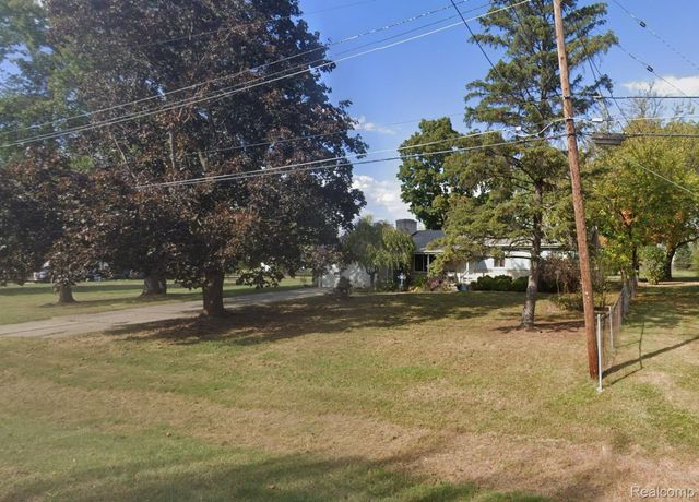 7040 Lou Mac Drive, Clayton Charter Township, MI 48473