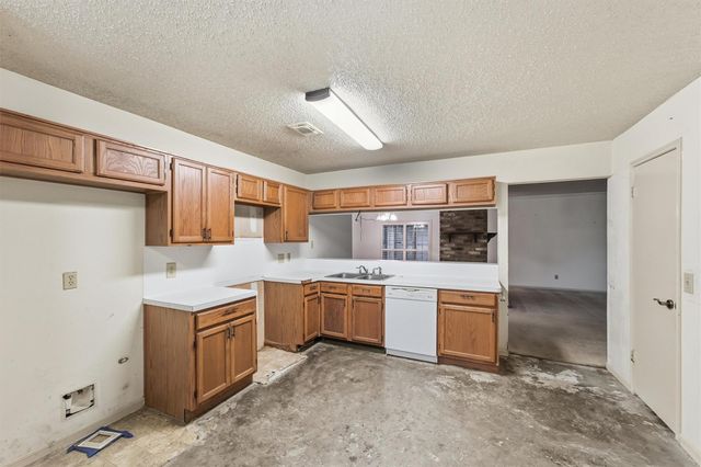 2316 Francis Drive, Pearland, TX 77581