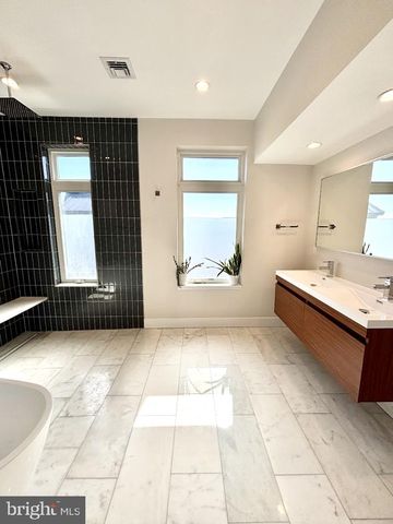 2023 KIMBALL ST, Philadelphia, PA 19146