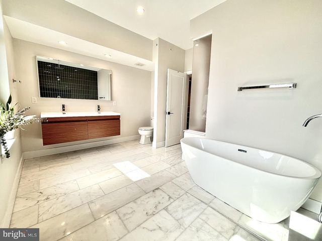 2023 KIMBALL ST, Philadelphia, PA 19146