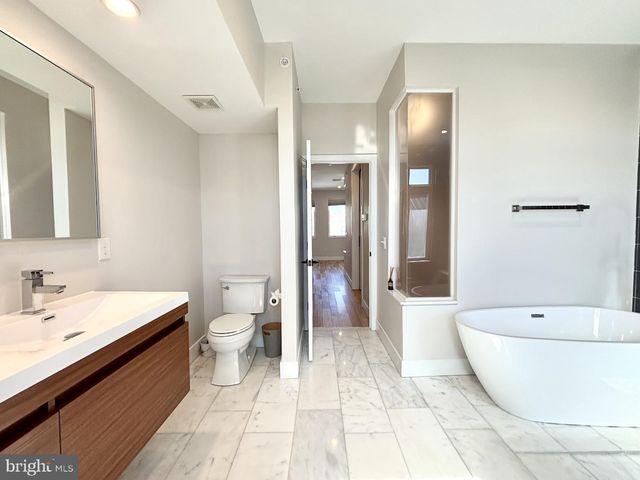 2023 KIMBALL ST, Philadelphia, PA 19146