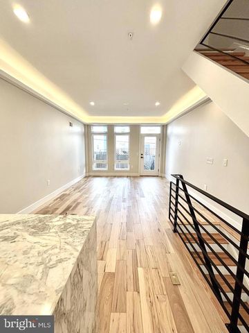 2023 KIMBALL ST, Philadelphia, PA 19146