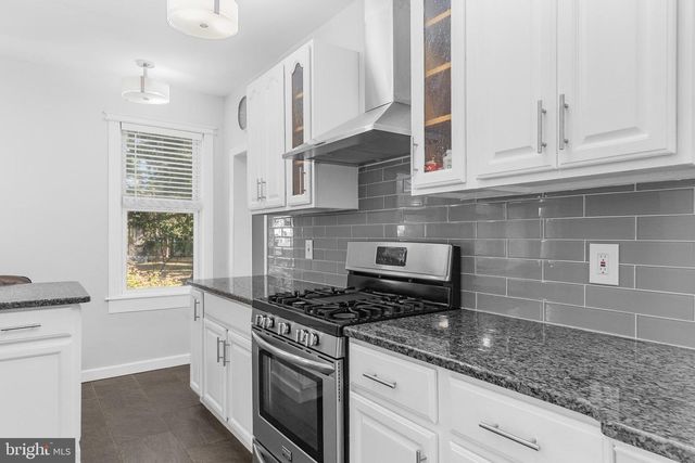 137 E ELM AVE, Lindenwold, NJ 08021