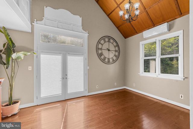 137 E ELM AVE, Lindenwold, NJ 08021