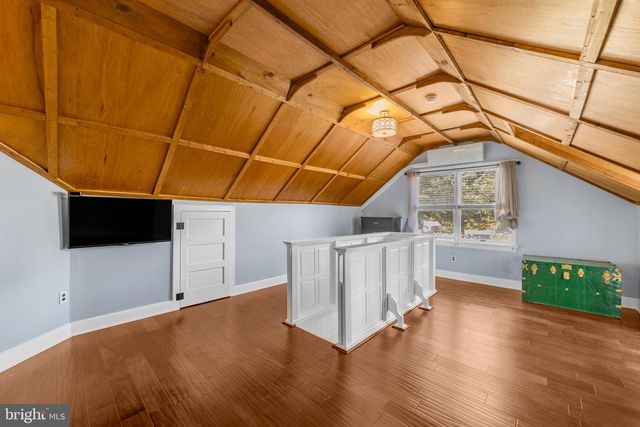 137 E ELM AVE, Lindenwold, NJ 08021