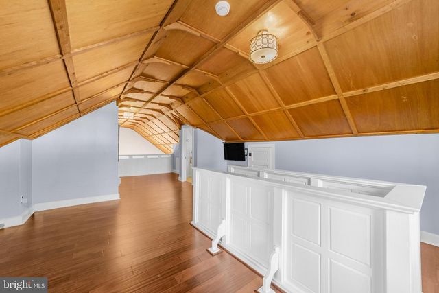 137 E ELM AVE, Lindenwold, NJ 08021