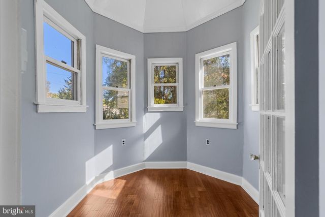 137 E ELM AVE, Lindenwold, NJ 08021