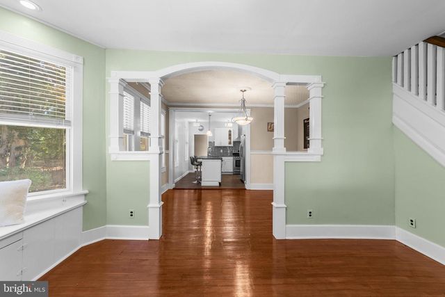 137 E ELM AVE, Lindenwold, NJ 08021