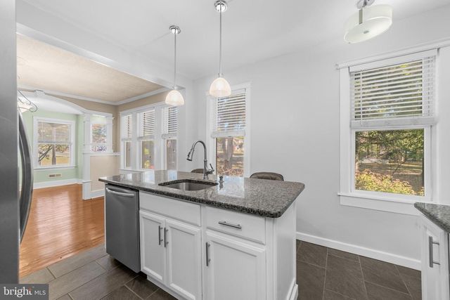 137 E ELM AVE, Lindenwold, NJ 08021