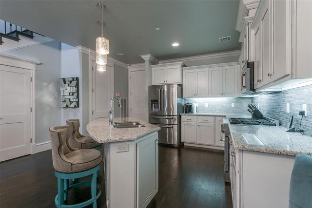 406 NE 1st Street, Oklahoma City, OK 73104