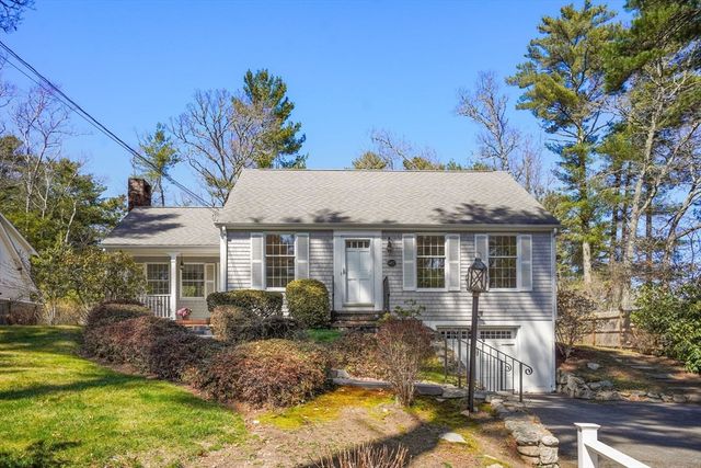 492 Delano Rd, Marion, MA 02738