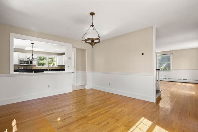 492 Delano Rd, Marion, MA 02738