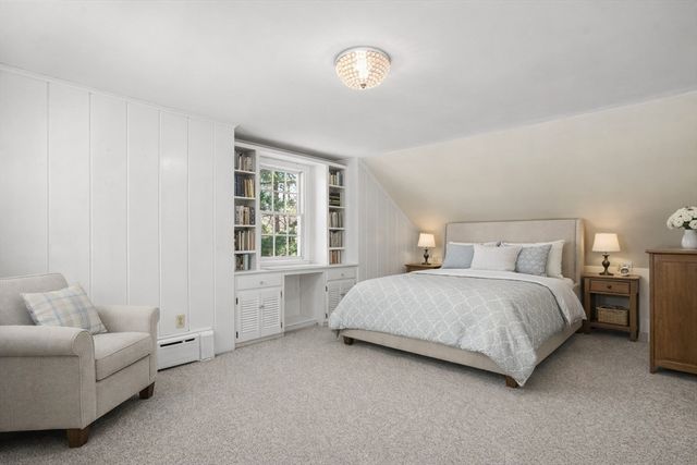 492 Delano Rd, Marion, MA 02738