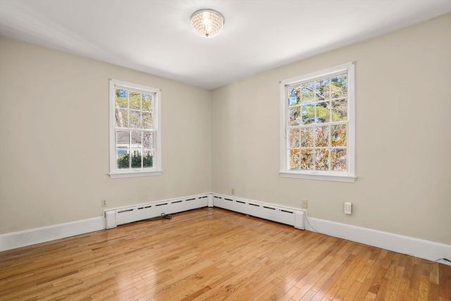 492 Delano Rd, Marion, MA 02738