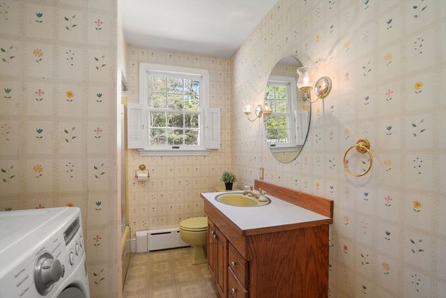 492 Delano Rd, Marion, MA 02738