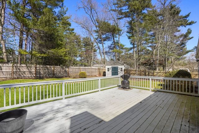 492 Delano Rd, Marion, MA 02738