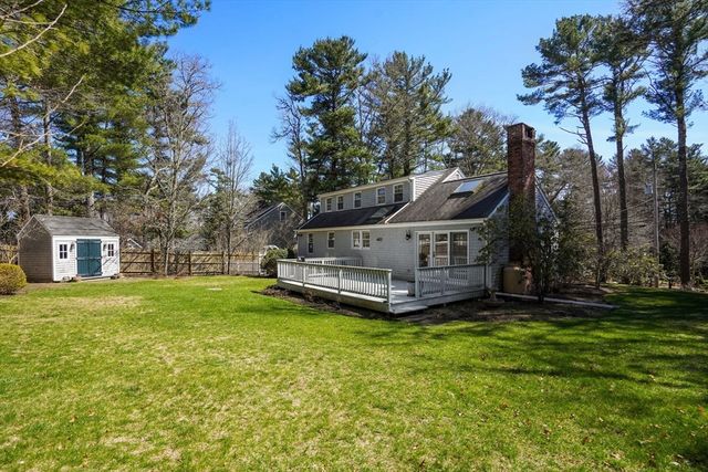 492 Delano Rd, Marion, MA 02738